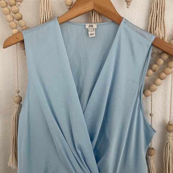 River Island drapey satin sleeveless top in light blue sexy ruffle shirt size 14 - Picture 8 of 16